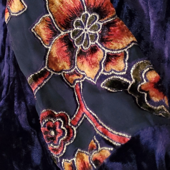 Anthropologie Accessories - Gorgeous Velvety Cowl Scarf
